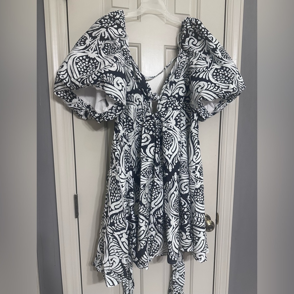 Fashion Nova Black and White Puff Sleeve Mini Dress